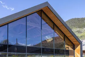 Flat_glass Flat_glass